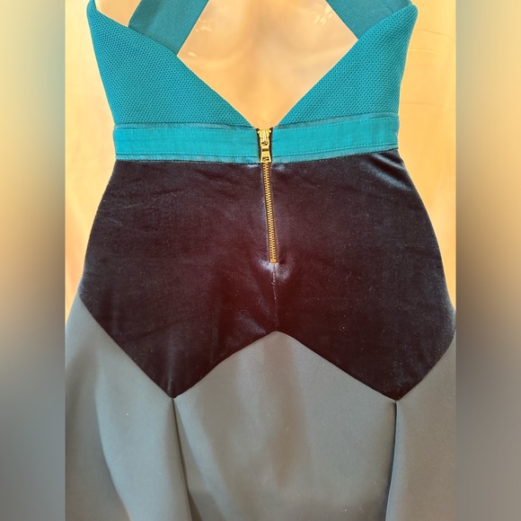 Three Floor Blue Cutout Dress - Picture 7 of 10